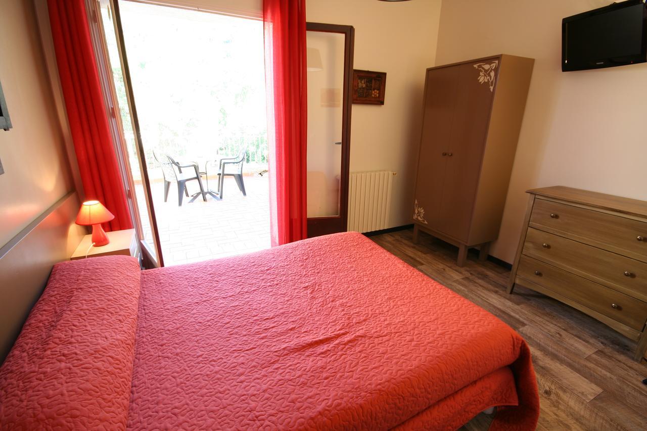 Accendi Pipa Hotel Campitello Exterior photo